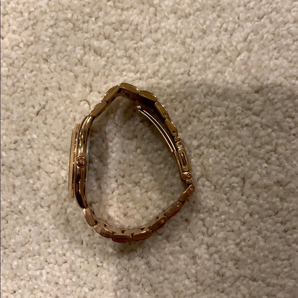 Watch - Picture 2 of 2